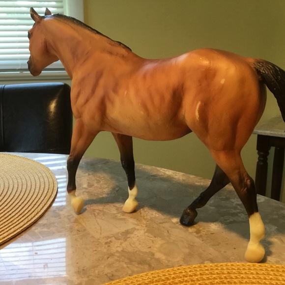 Horse Needs New Home! (11 3/4in long and 8 in Tall ear to legs) - Picture 12 of 16